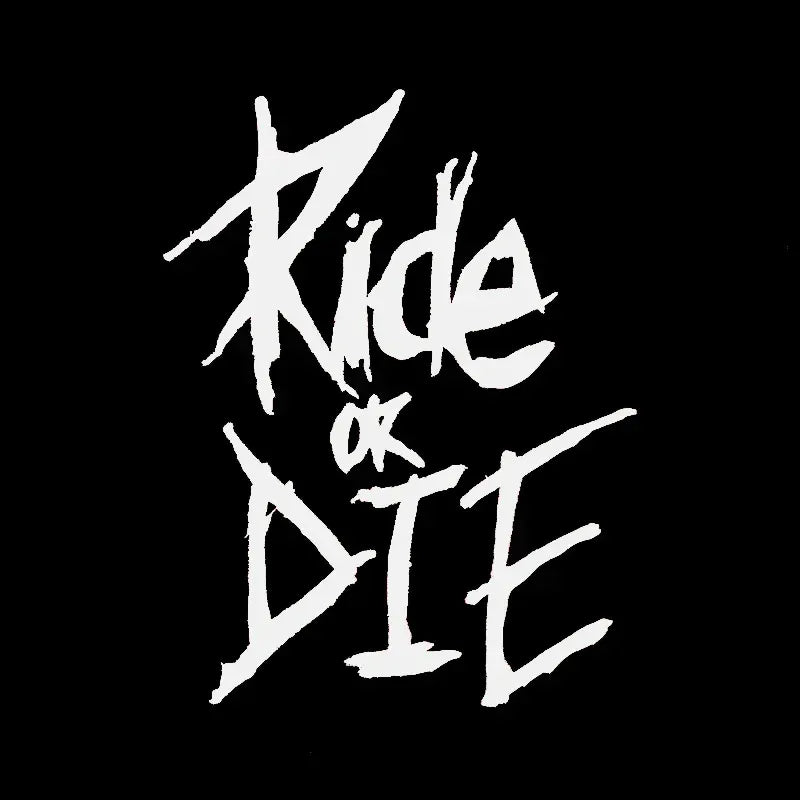 Autocollant vélo "Ride or Die" – Étanche – 5,6×8 cm – Blanc – Pour tube supérieur ou cadre