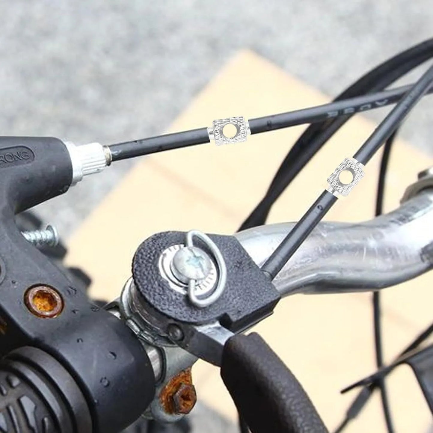 Outil de routage câble interne vélo - Aluminium argent - 2 pièces - Pour frein et dérailleur - Compatibilité universelle
