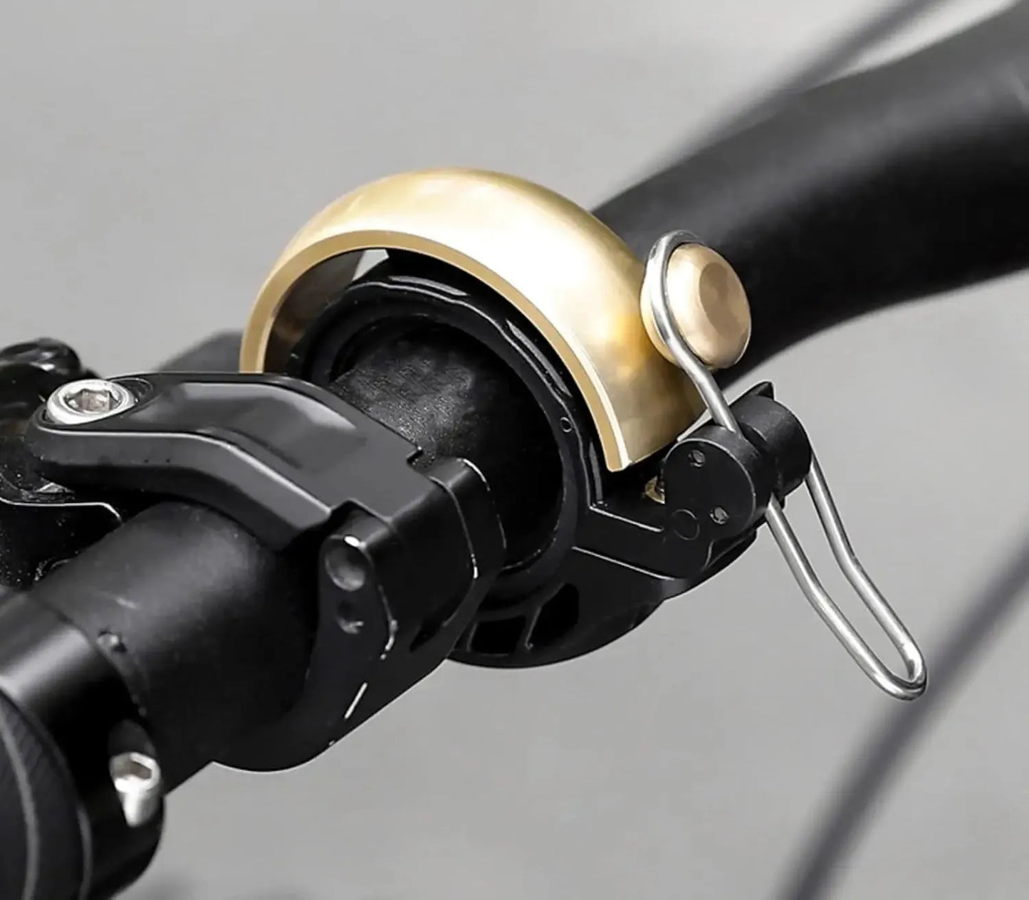 Sonnette de vélo design en cuivre – Discrète, puissante et durable