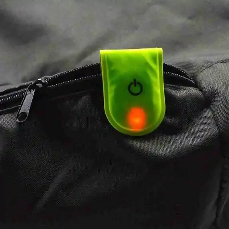 Clip lumineux LED réfléchissant magnétique - Sécurité running, marche et vélo
