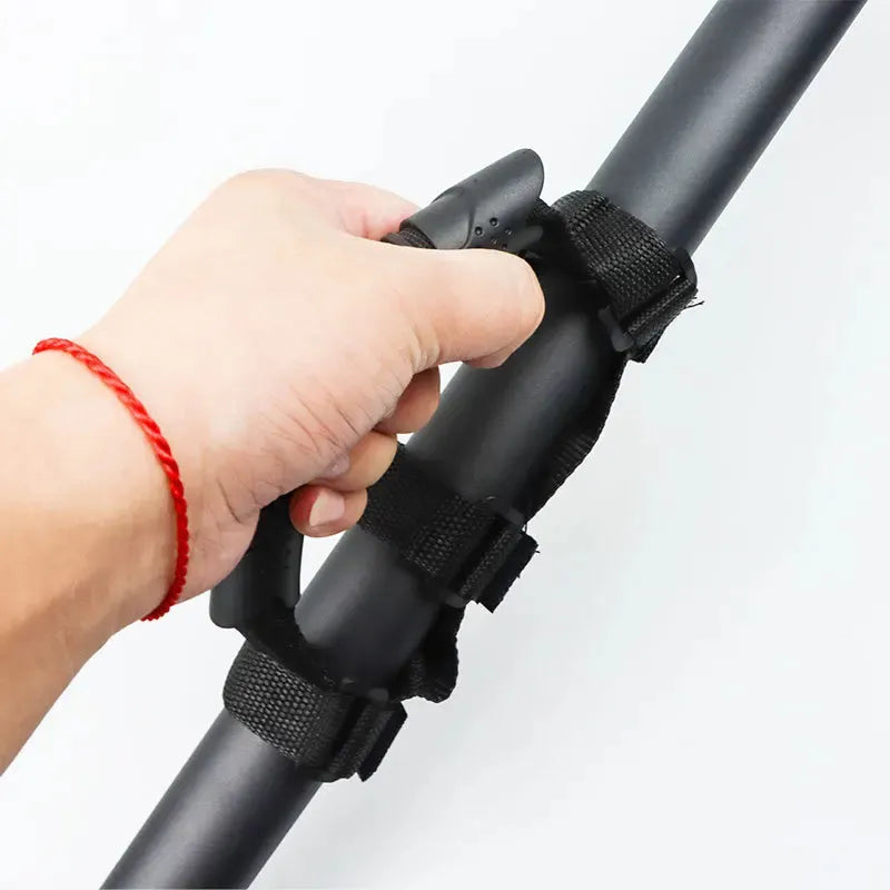 Poignée de transport pour trottinette – Sangle à fermeture auto-agrippante