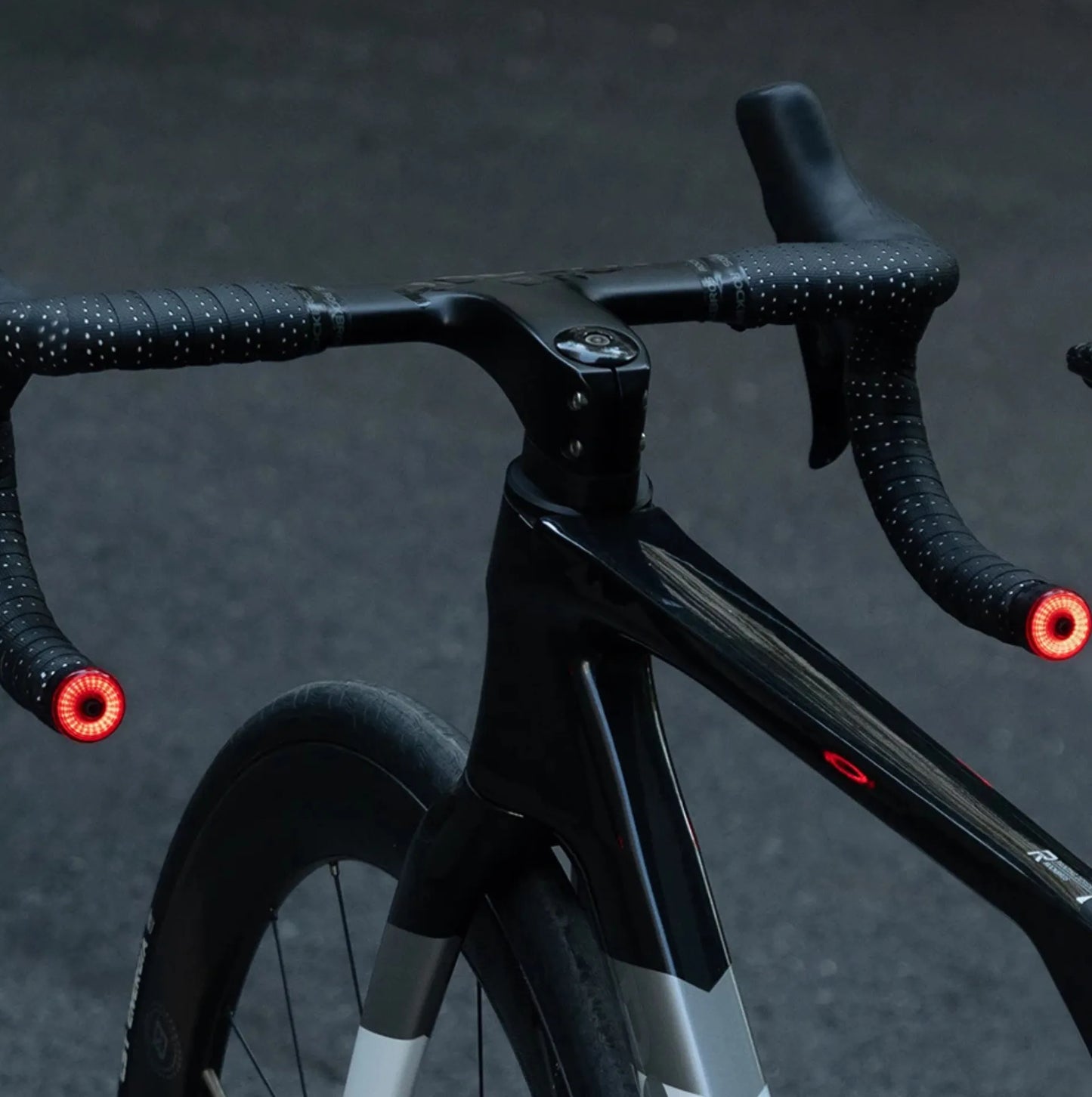 Lot de 2 bouchons de cintre LED étanches Rockbros