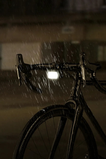 Phare vélo Cyclami CYC1800 – 1800 lumens, aluminium, batterie 4000 mAh