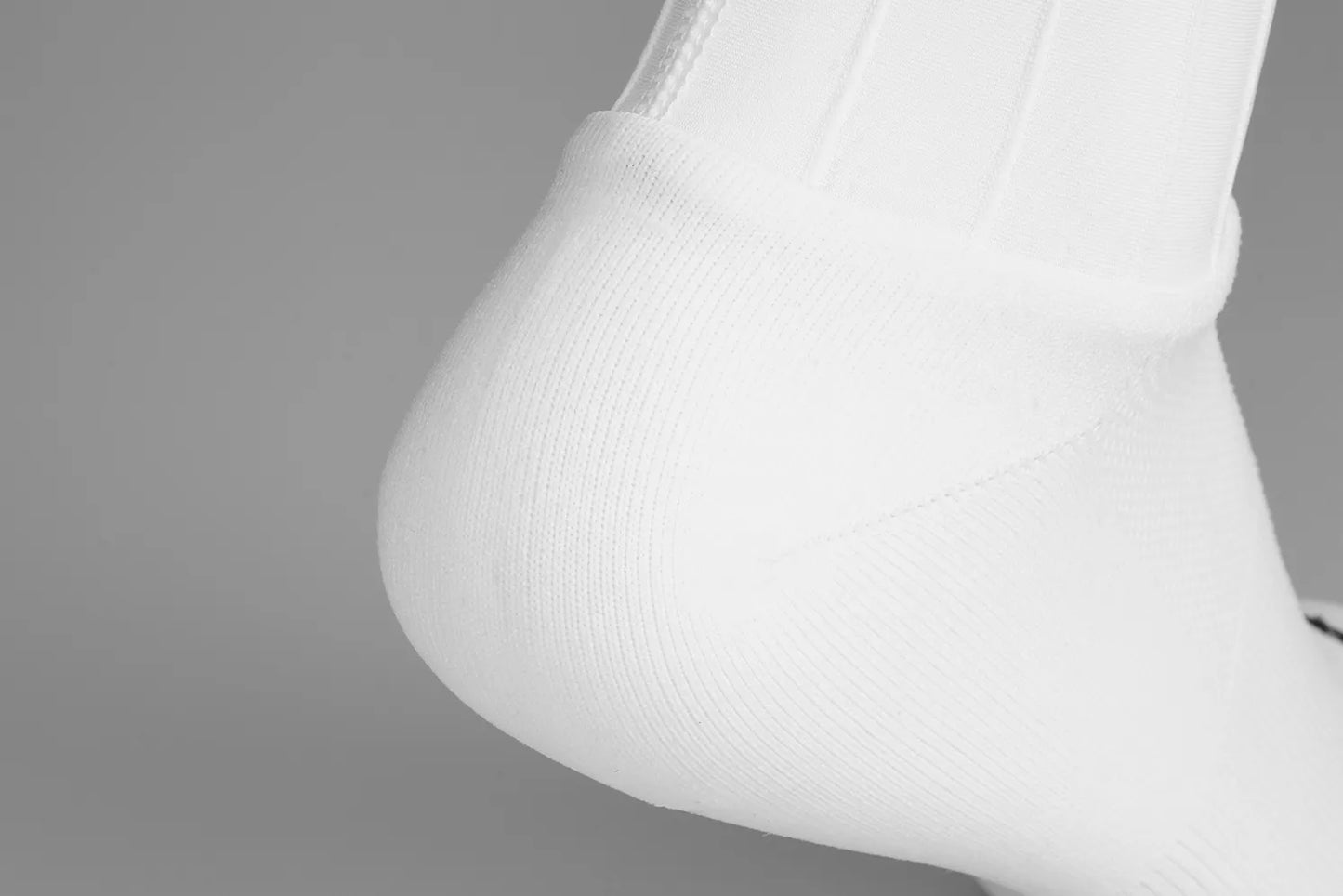 Chaussettes AERO 37/45 – Blanches – Performance et Confort Vélo Route