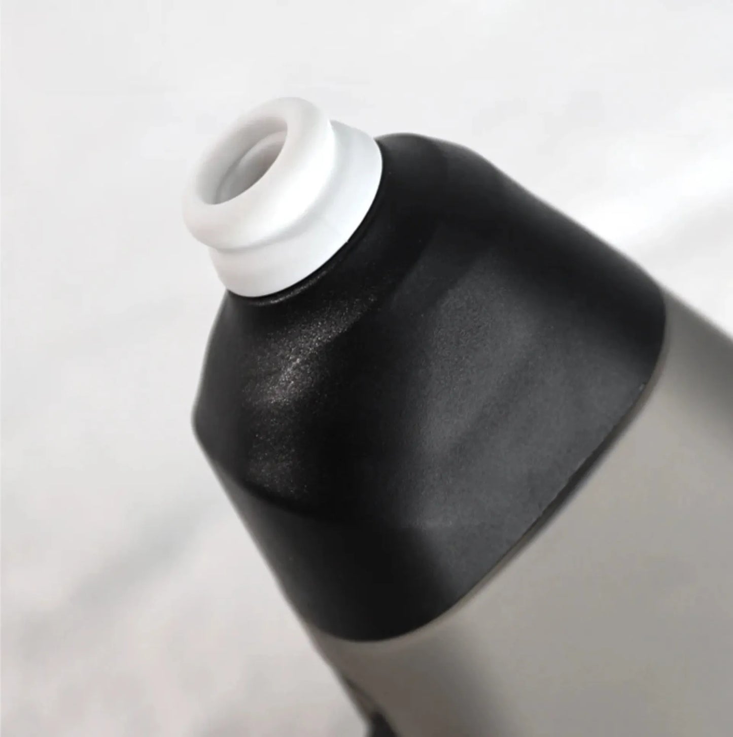 Lot de 2 bidons aérodynamiques vélo 600 ml + porte-bidons